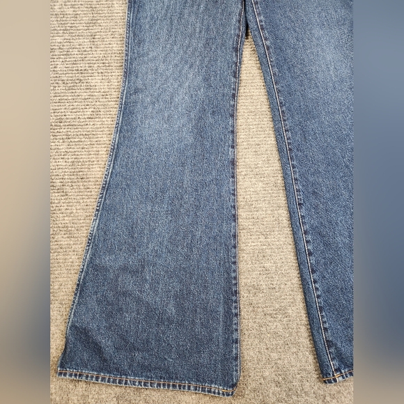 Wrangler Wanderer Flare Jeans Womens Sz 29x34 Blue High Rise Indigood Western - Picture 2 of 16